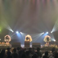 地下アイドルのライブステージ